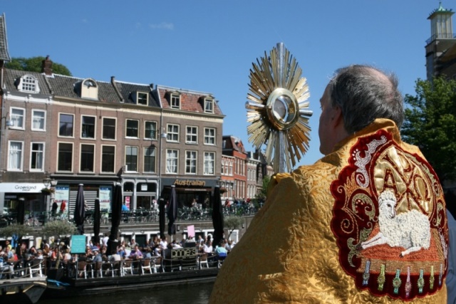 Sacramentsprocessie